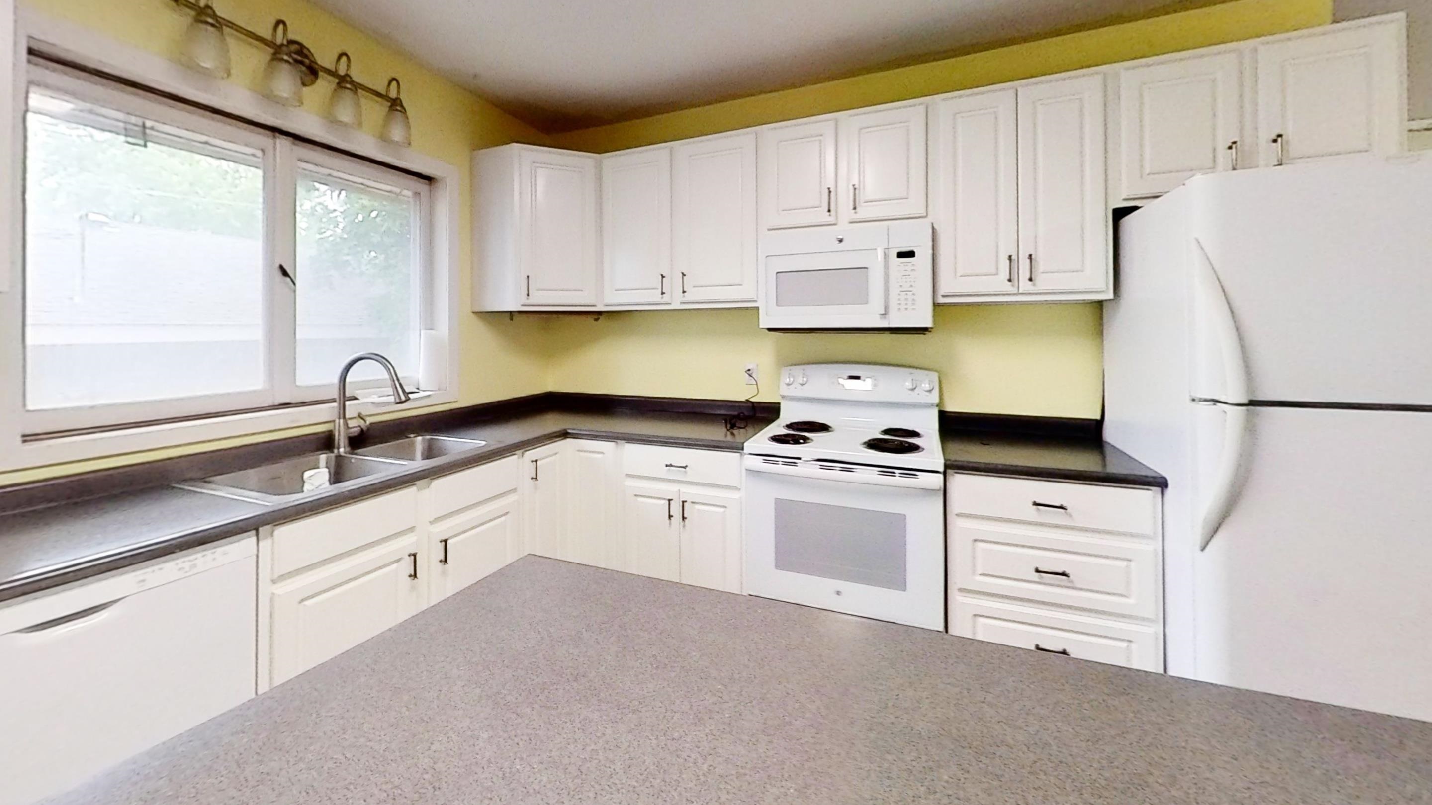 4210 North Stevens Street Spokane, WA 99205 - Photo 7 of 27