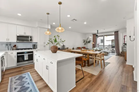 $765,000 | 427 Omega Glen, Escondido, CA 92025