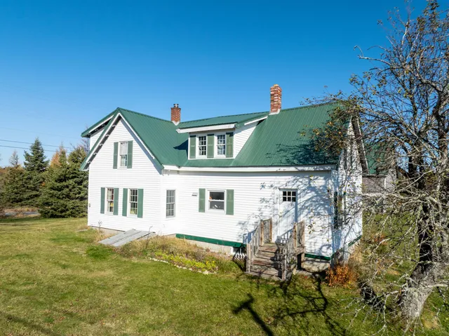 $290,000 | 72 Old Us Route, Jonesboro, ME 04648