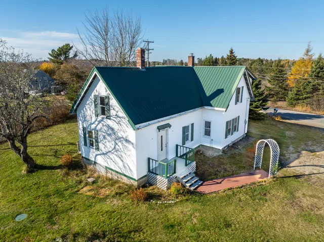 $290,000 | 72 Old Us Route, Jonesboro, ME 04648