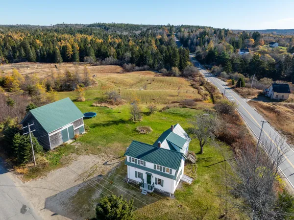 $290,000 | 72 Old Us Route, Jonesboro, ME 04648