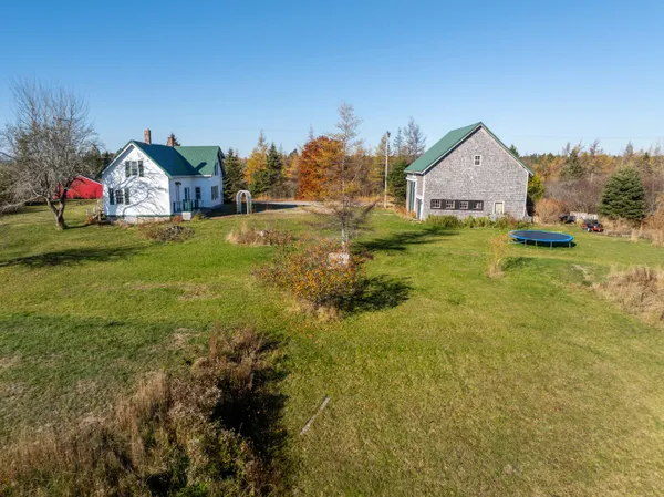 $290,000 | 72 Old Us Route, Jonesboro, ME 04648