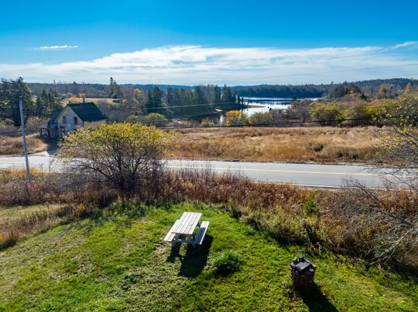 $290,000 | 72 Old Us Route, Jonesboro, ME 04648