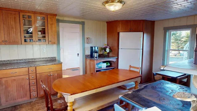 $290,000 | 72 Old Us Route, Jonesboro, ME 04648