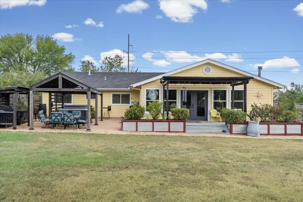 $550,000 | 103 Lambs Trail, Buda, TX 78610
