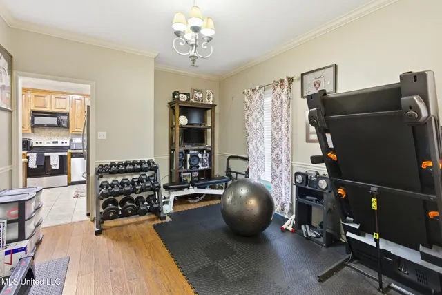 $279,900 | 1012 8 Point Drive, Summit, MS 39666