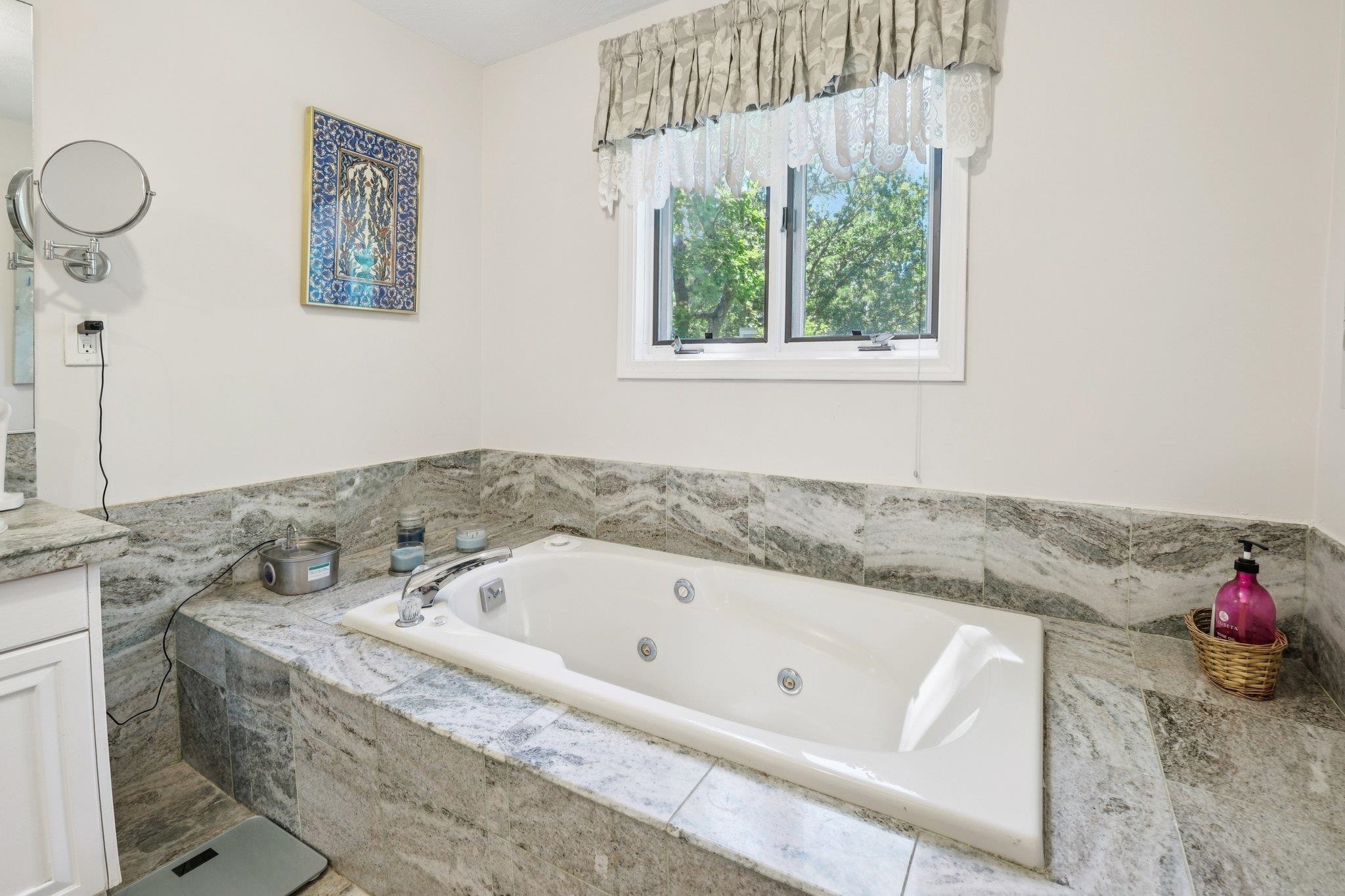 317 Fox Run Road Hudson, NH 03051 - Photo 23 of 37