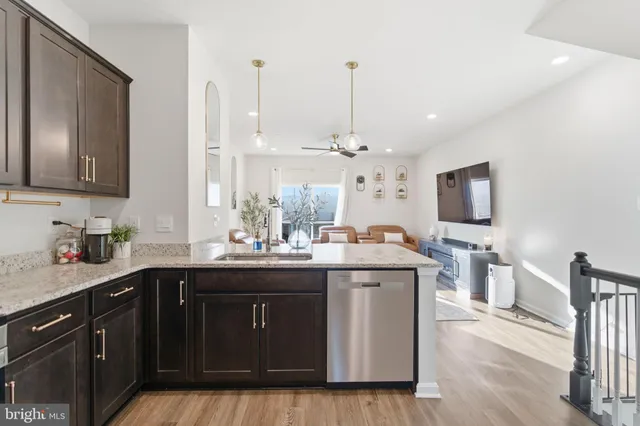 $473,500 | 715 Courier Lane, Frederick, MD 21701