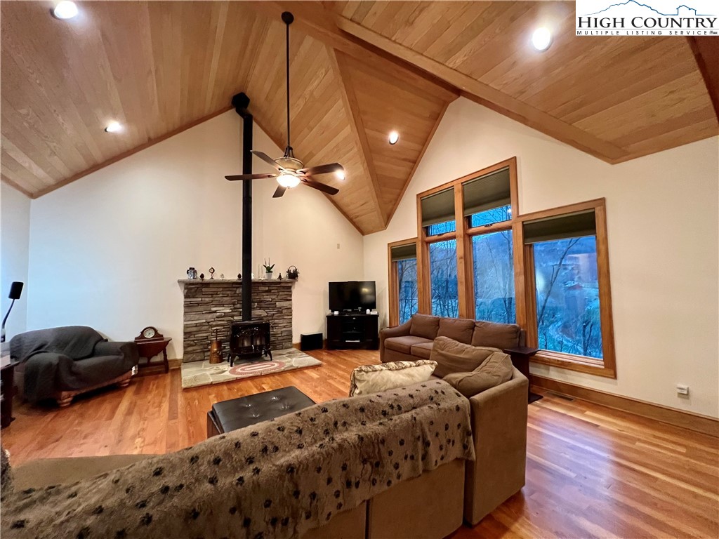 790 Bethel Road Vilas, NC 28692 - Photo 8 of 49 Gallery Image 8