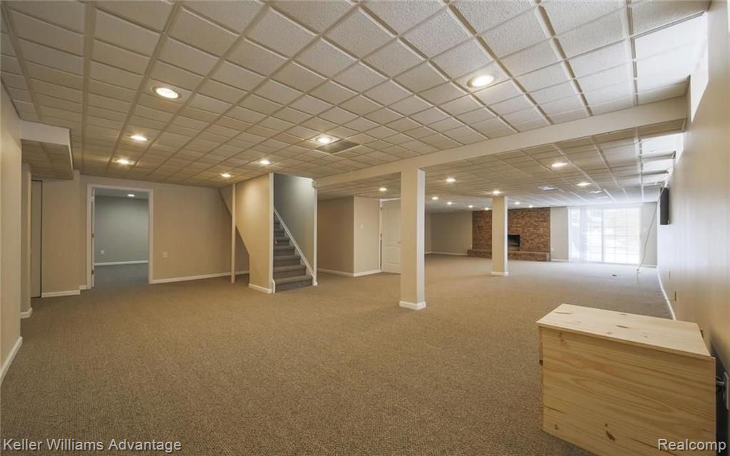 36932 Fox Run Farmington Hills, MI 48331 - Photo 31 of 37