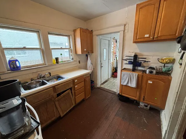 $80,000 | 1517 East Stockbridge Avenue, Kalamazoo, MI 49001