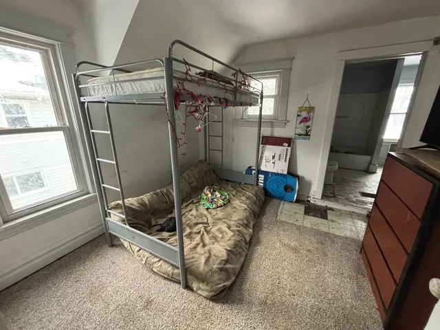 $80,000 | 1517 East Stockbridge Avenue, Kalamazoo, MI 49001