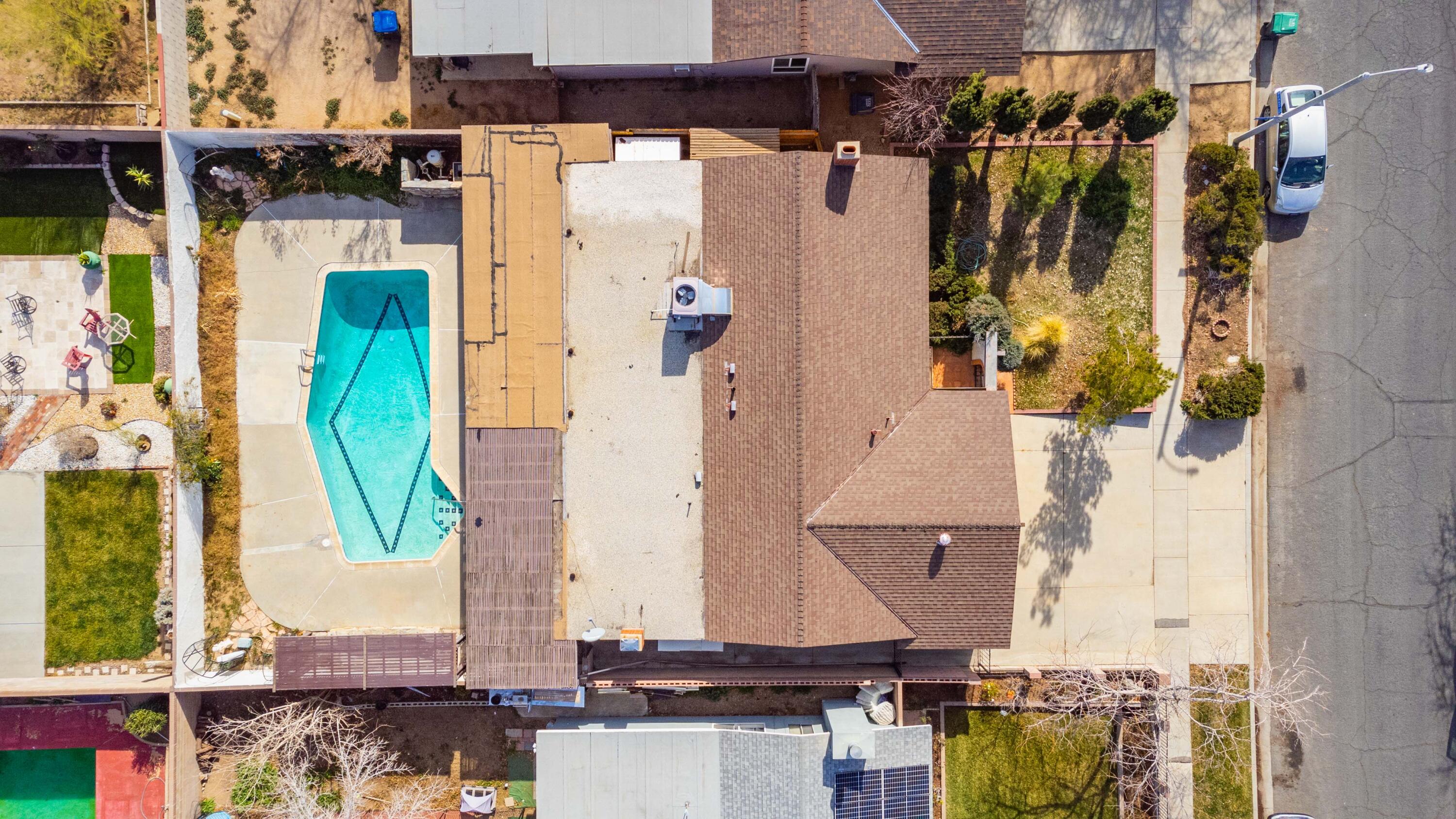 37800 Rudall Avenue Palmdale, CA 93550 - Photo 33 of 35 an aerial view of residential house with outdoor space