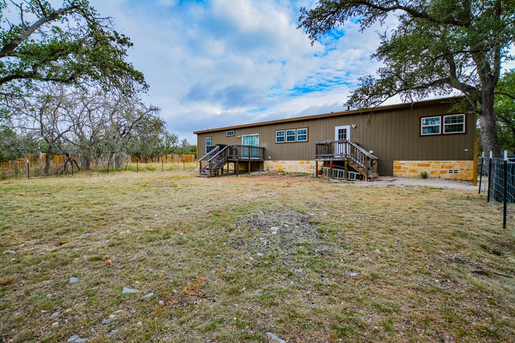 976 Kc 476 Harper, TX 78631 - Photo 26 of 33