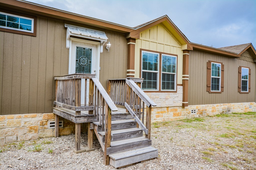 976 Kc 476 Harper, TX 78631 - Photo 28 of 33