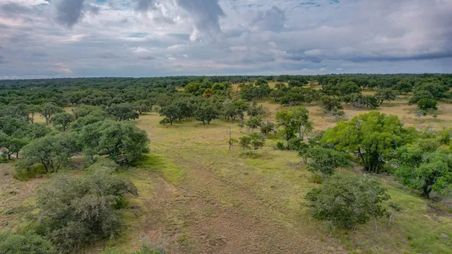 $365,000 | 976 Kc 476, Harper, TX 78631