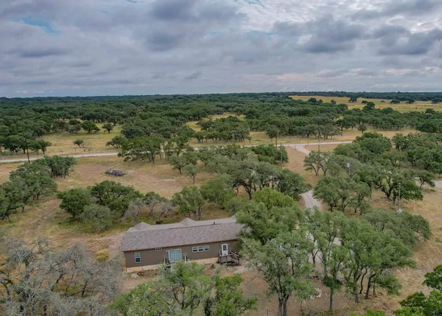 $365,000 | 976 Kc 476, Harper, TX 78631
