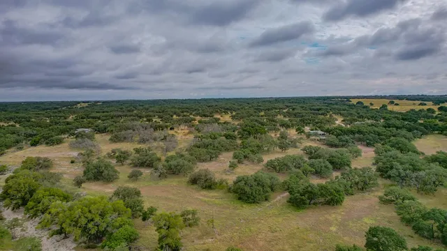 $365,000 | 976 Kc 476, Harper, TX 78631