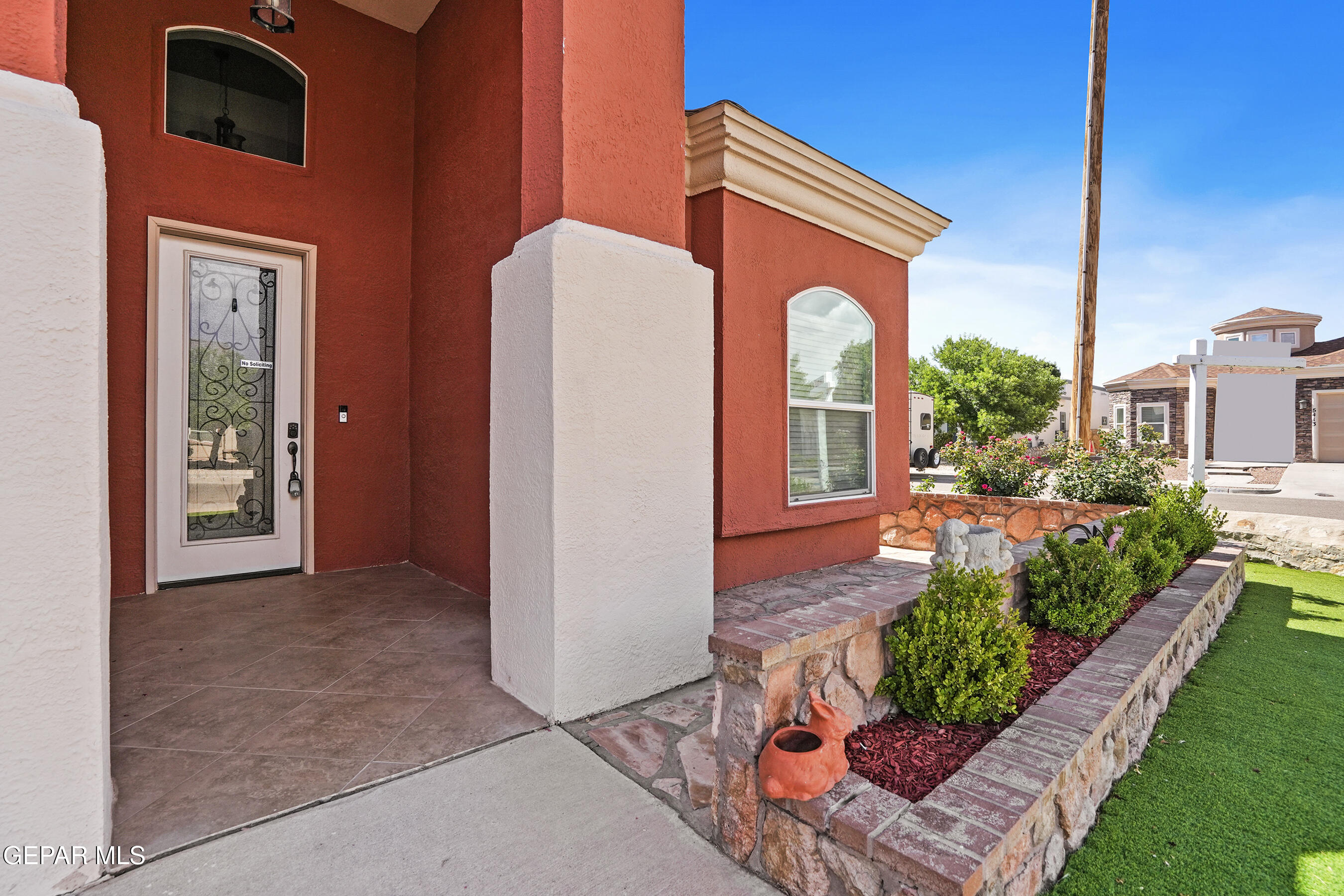 11541 Rafael Serna Lane El Paso, TX 79934 - Photo 34 of 44 Entry