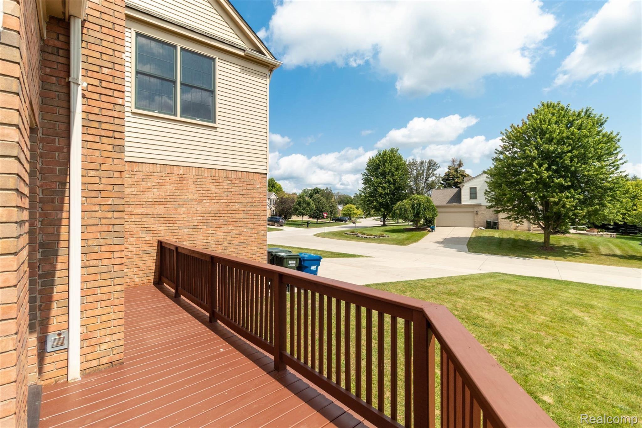 2399 Pleasant View Drive Rochester, MI 48306 - Photo 50 of 57 55.jpg