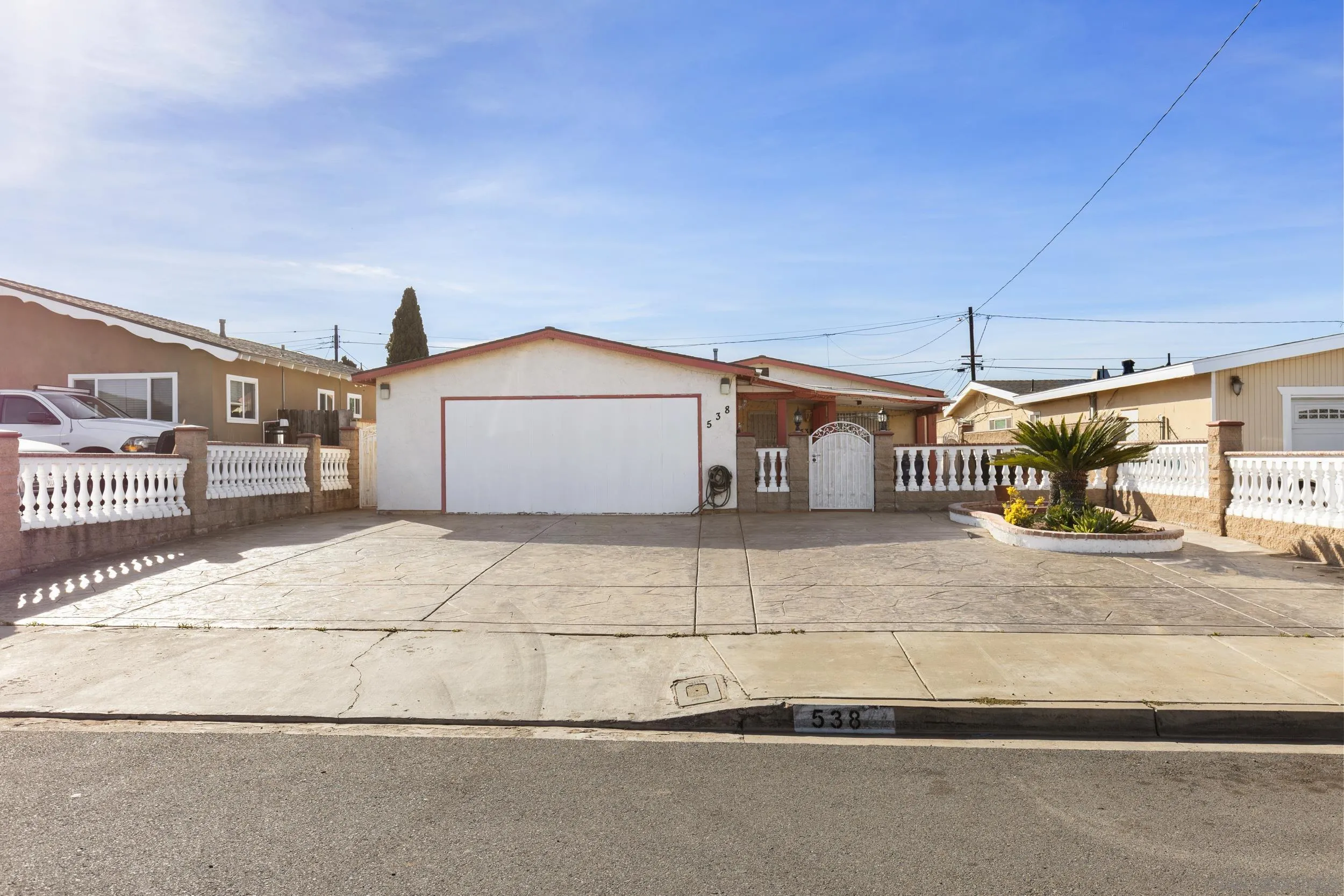 538 Paraiso Avenue Spring Valley, CA 91977 - Photo 1 of 17 a house with a outdoor space