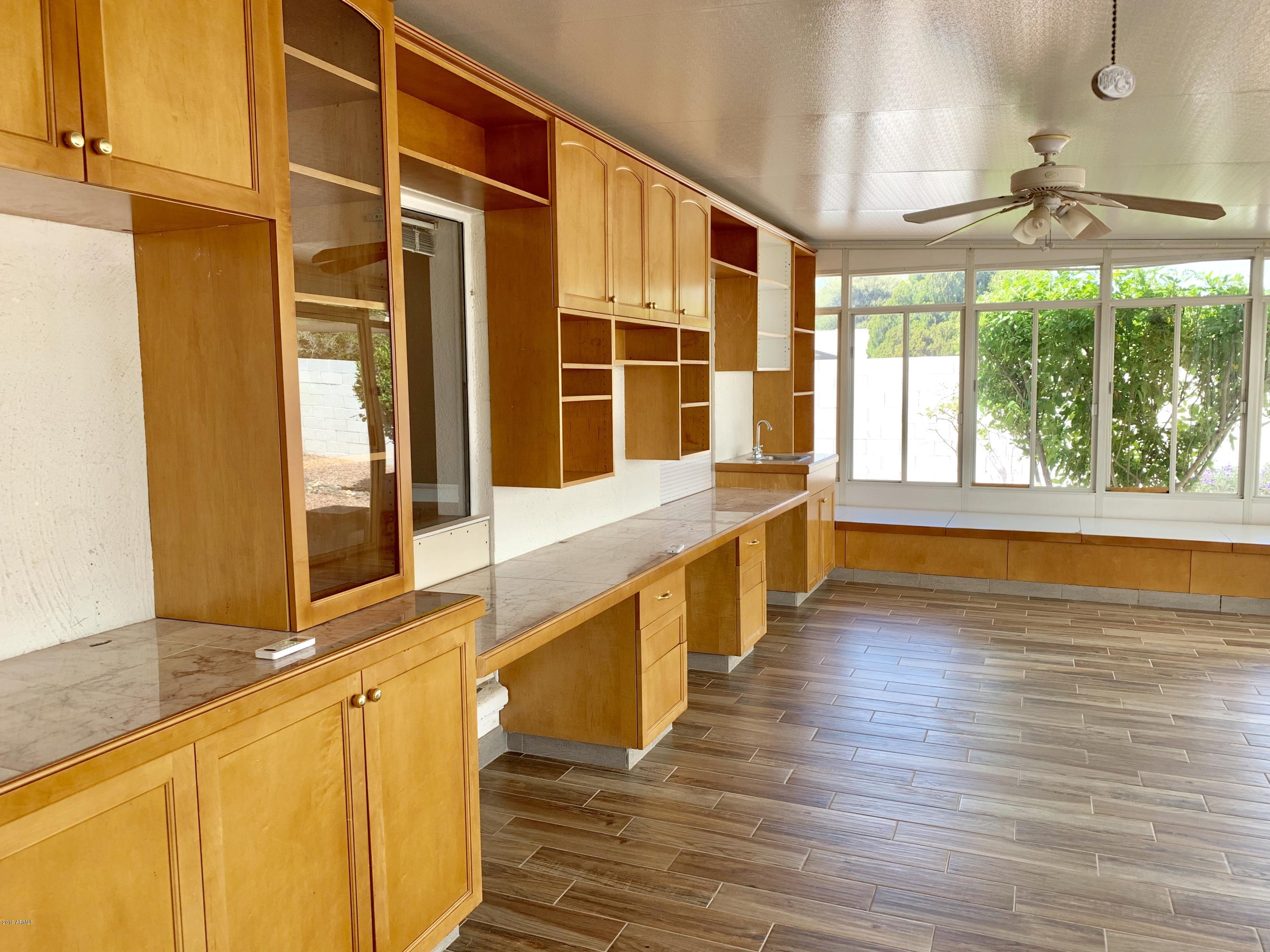 636 East Piping Rock Road Phoenix, AZ 85022 - Photo 21 of 33 Arizona Room