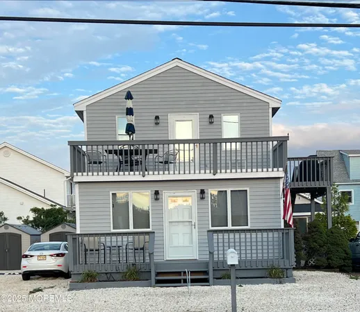 $1,800 | 2210 Central Avenue, Unit DOWNSTAIRS, Ship Bottom, NJ 08008