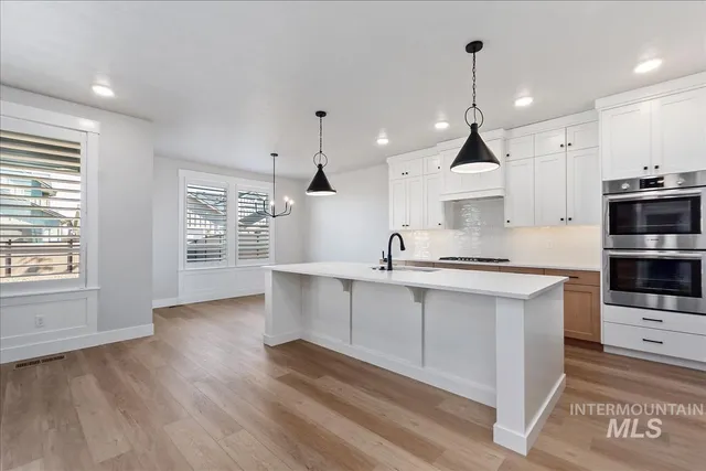 $1,024,900 | 2210 North Buhrstone Avenue, Eagle, ID 83616