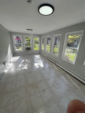 $4,000 | 170-31 Grand Central Parkway, Unit 1 | Hillcrest