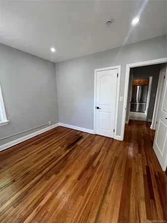 $4,000 | 170-31 Grand Central Parkway, Unit 1 | Hillcrest