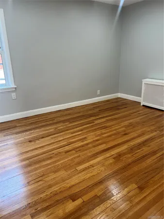 $4,000 | 170-31 Grand Central Parkway, Unit 1 | Hillcrest