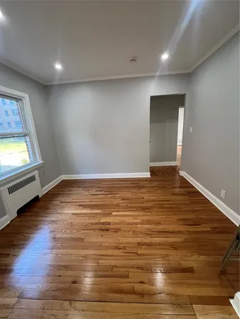 $4,000 | 170-31 Grand Central Parkway, Unit 1 | Hillcrest