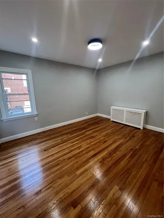 $4,000 | 170-31 Grand Central Parkway, Unit 1 | Hillcrest