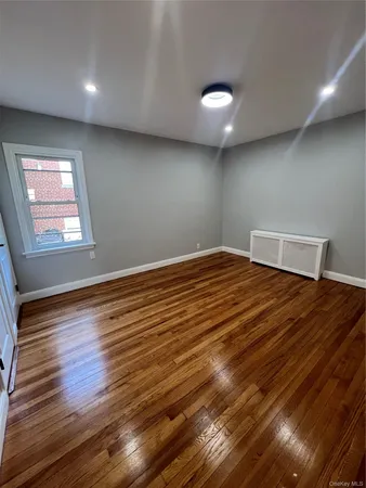 $4,000 | 170-31 Grand Central Parkway, Unit 1 | Hillcrest