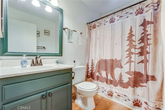 $2,350 | 513 West Victoria Court, Lake Arrowhead, CA 92352