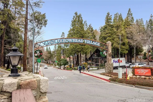 $2,350 | 513 West Victoria Court, Lake Arrowhead, CA 92352