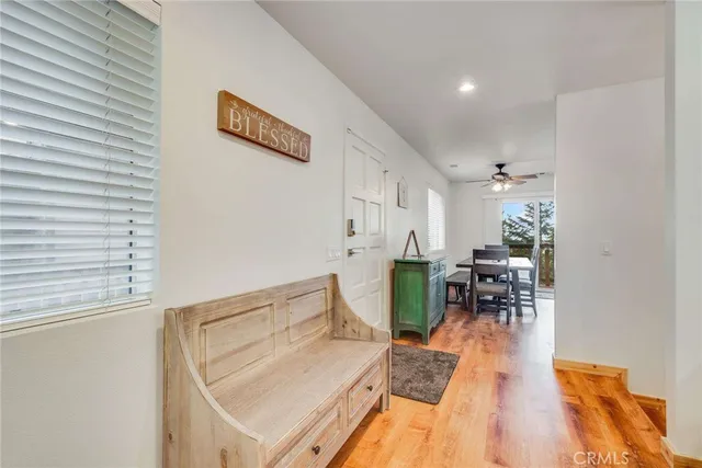 $2,350 | 513 West Victoria Court, Lake Arrowhead, CA 92352