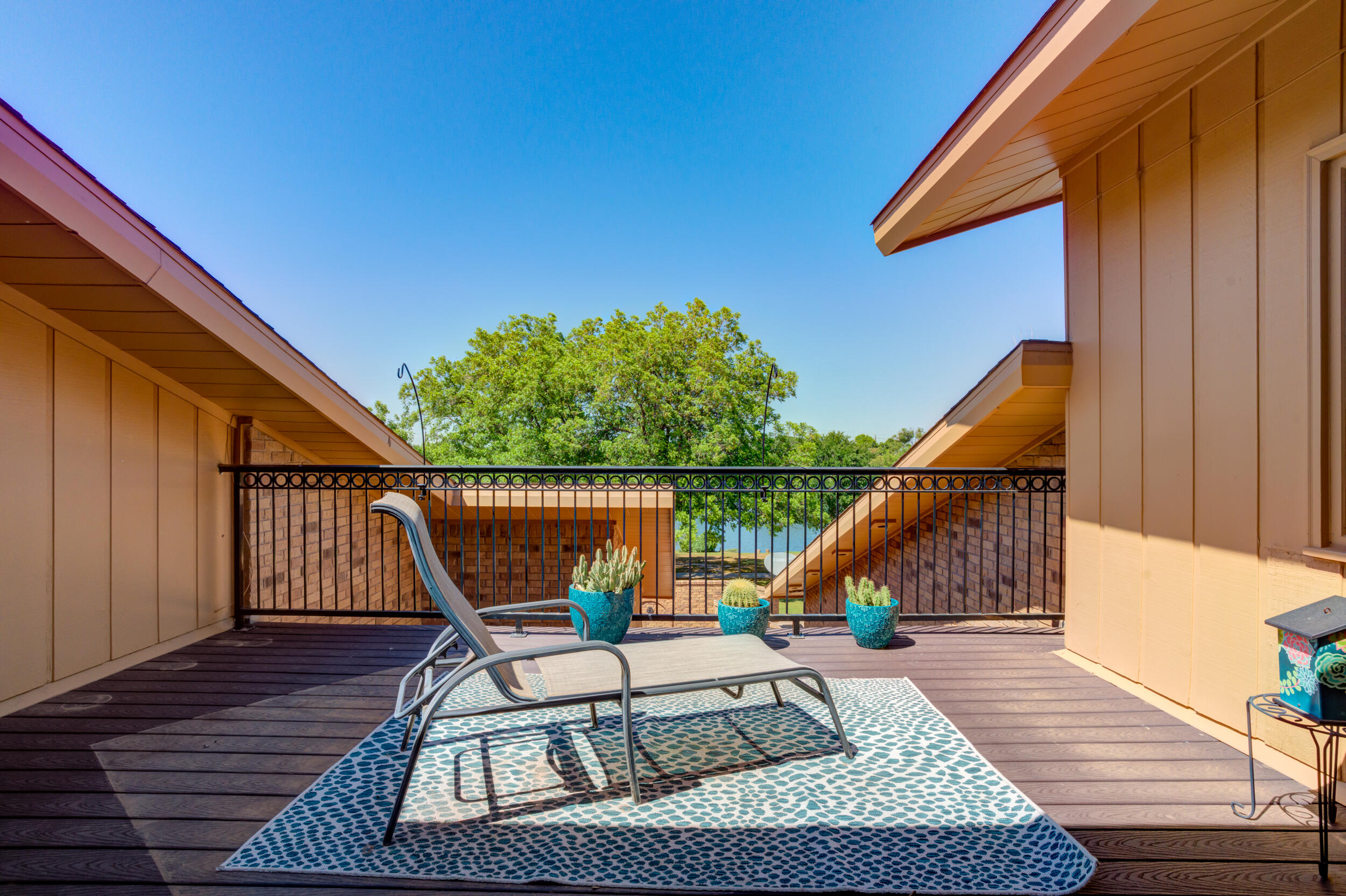4528 7th Street Lubbock, TX 79416 - Photo 60 of 69 MIL Balcony