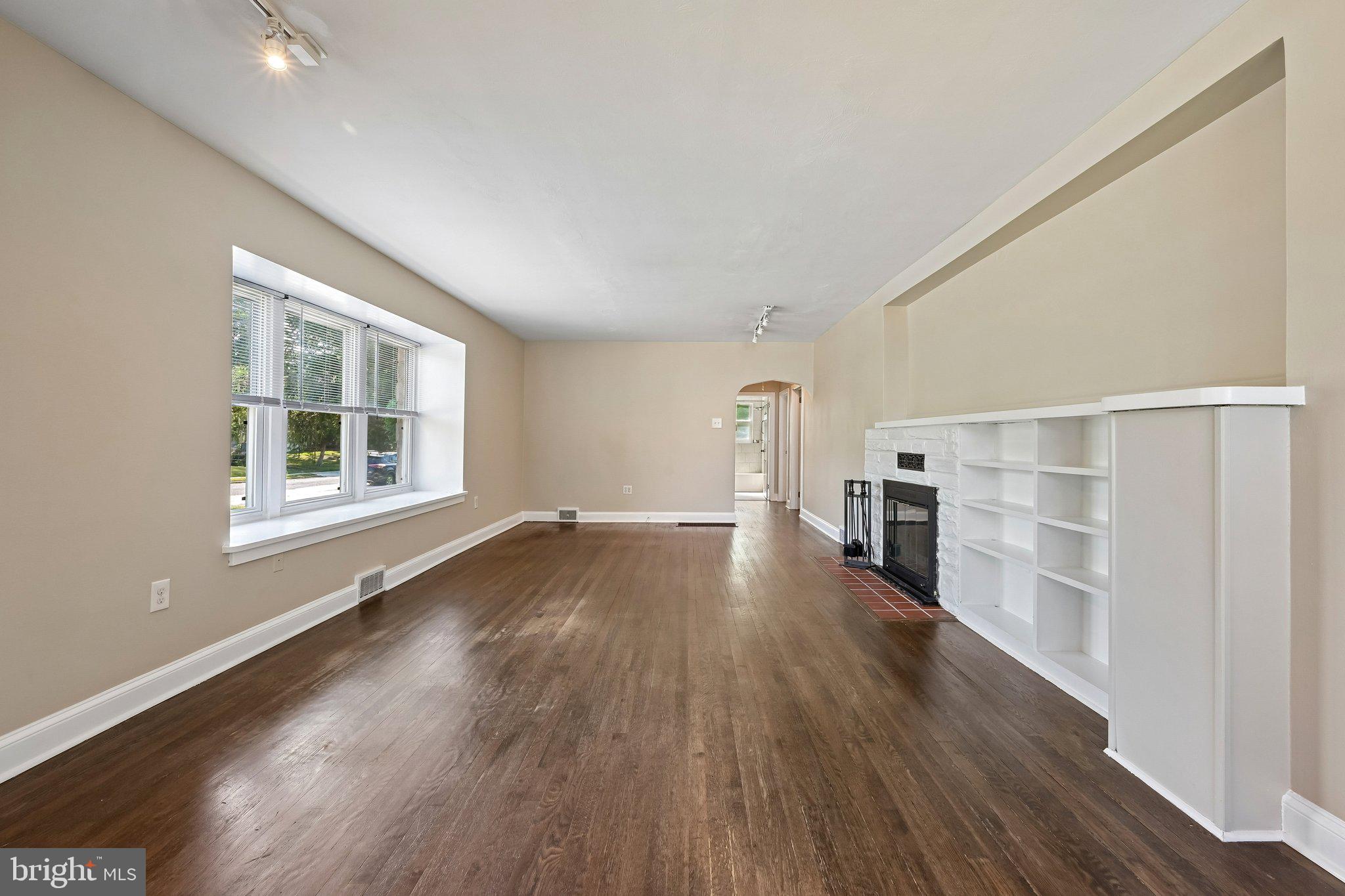 83 Johnson Avenue Runnemede, NJ 08078 - Photo 9 of 24