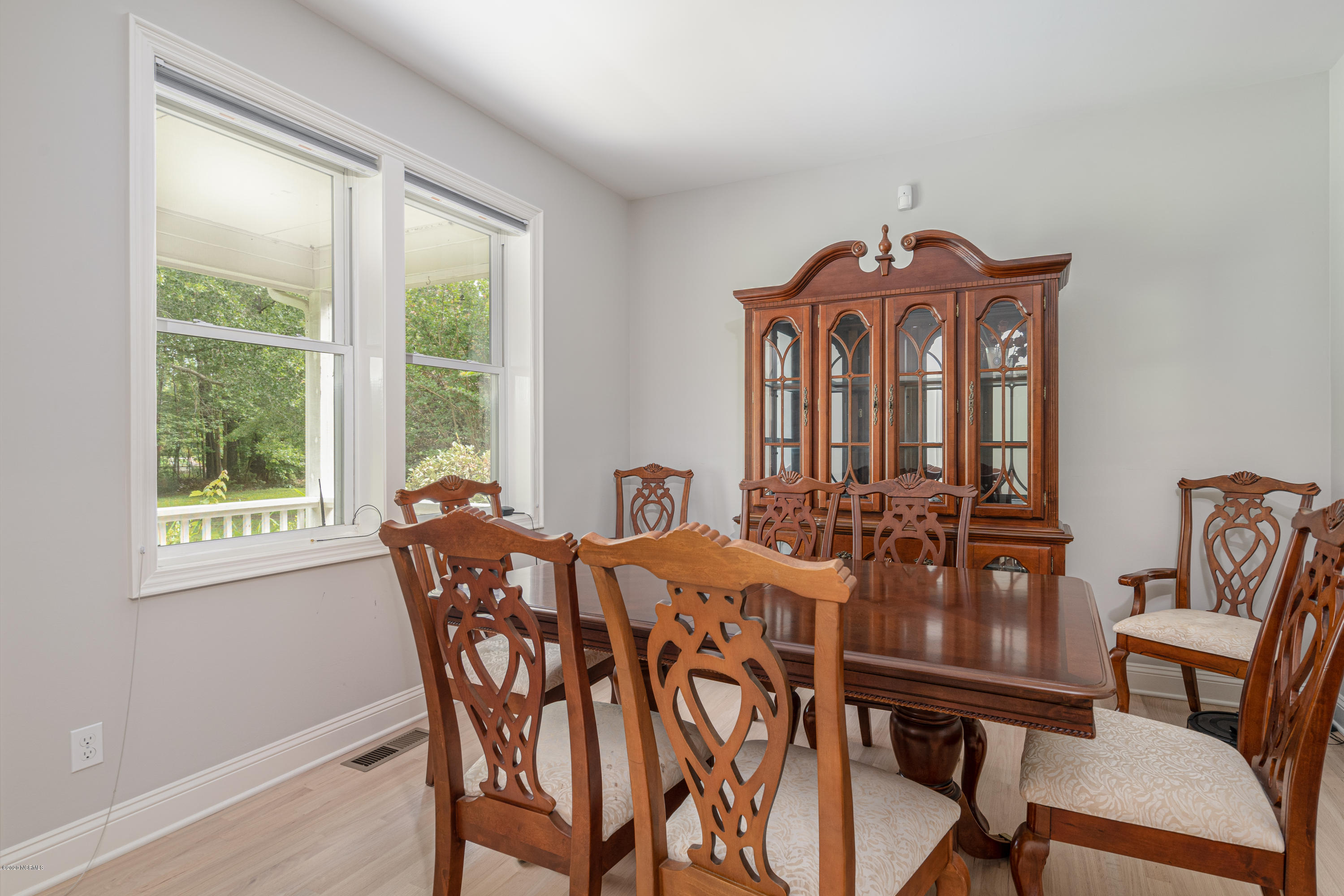425 Porters Lane Road Rocky Point, NC 28457 - Photo 15 of 51 Formal Dinning Room