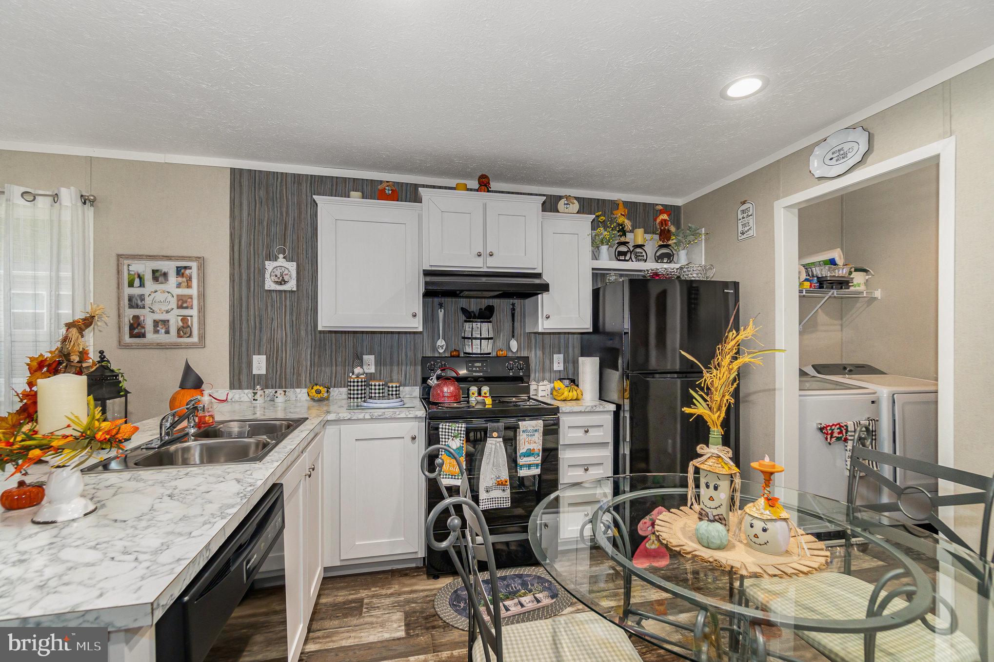 4550 Bull Road, Unit 16 Dover, PA 17315 - Photo 2 of 21