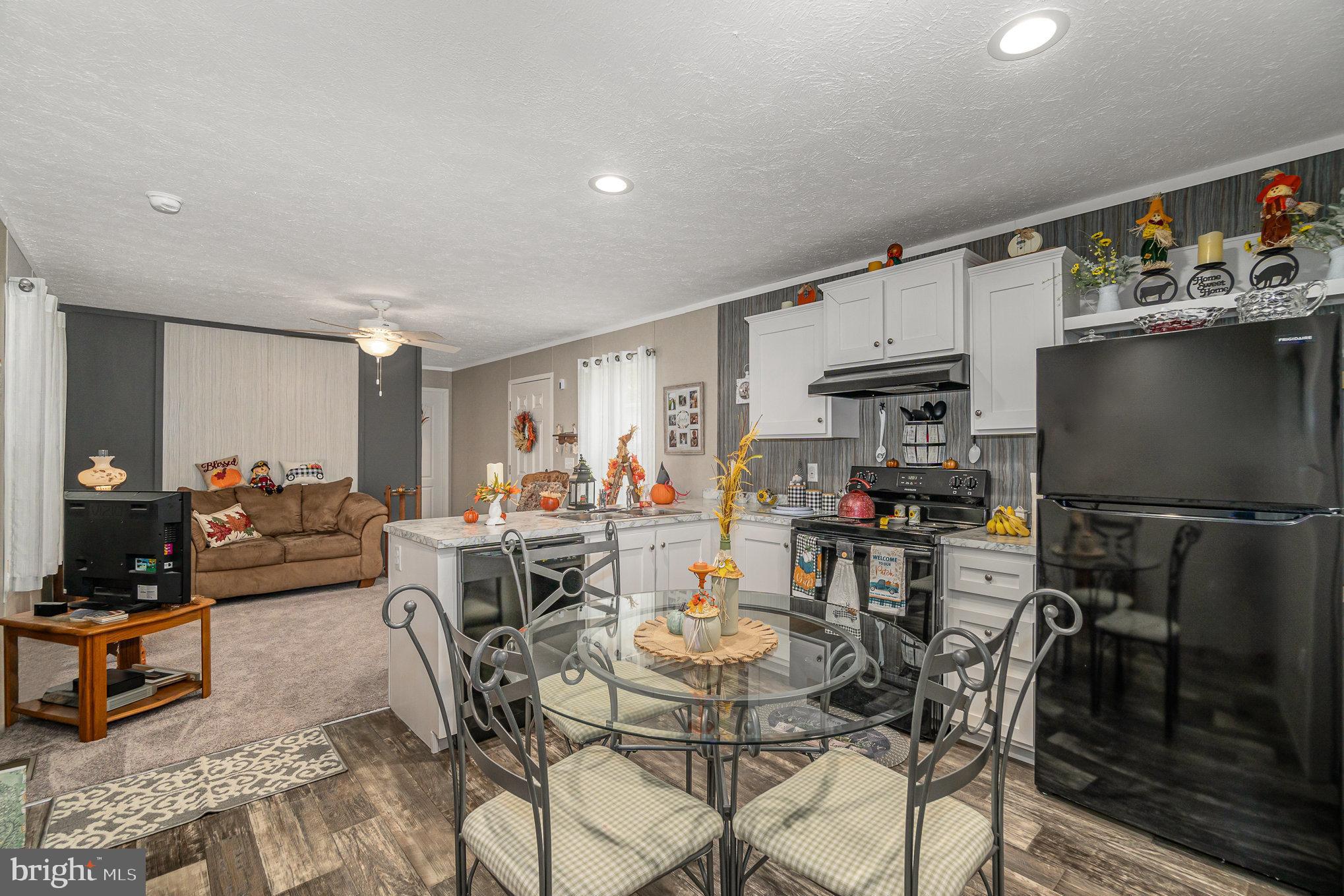 4550 Bull Road, Unit 16 Dover, PA 17315 - Photo 3 of 21