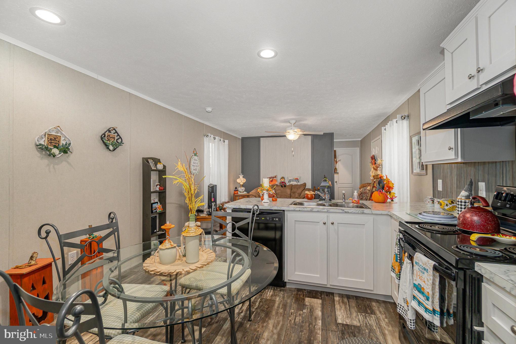 4550 Bull Road, Unit 16 Dover, PA 17315 - Photo 8 of 21