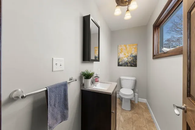 $415,000 | 130 Ellis Avenue, Wheaton, IL 60187