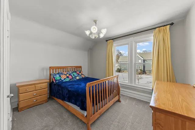 $415,000 | 130 Ellis Avenue, Wheaton, IL 60187