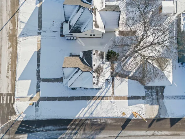 $415,000 | 130 Ellis Avenue, Wheaton, IL 60187