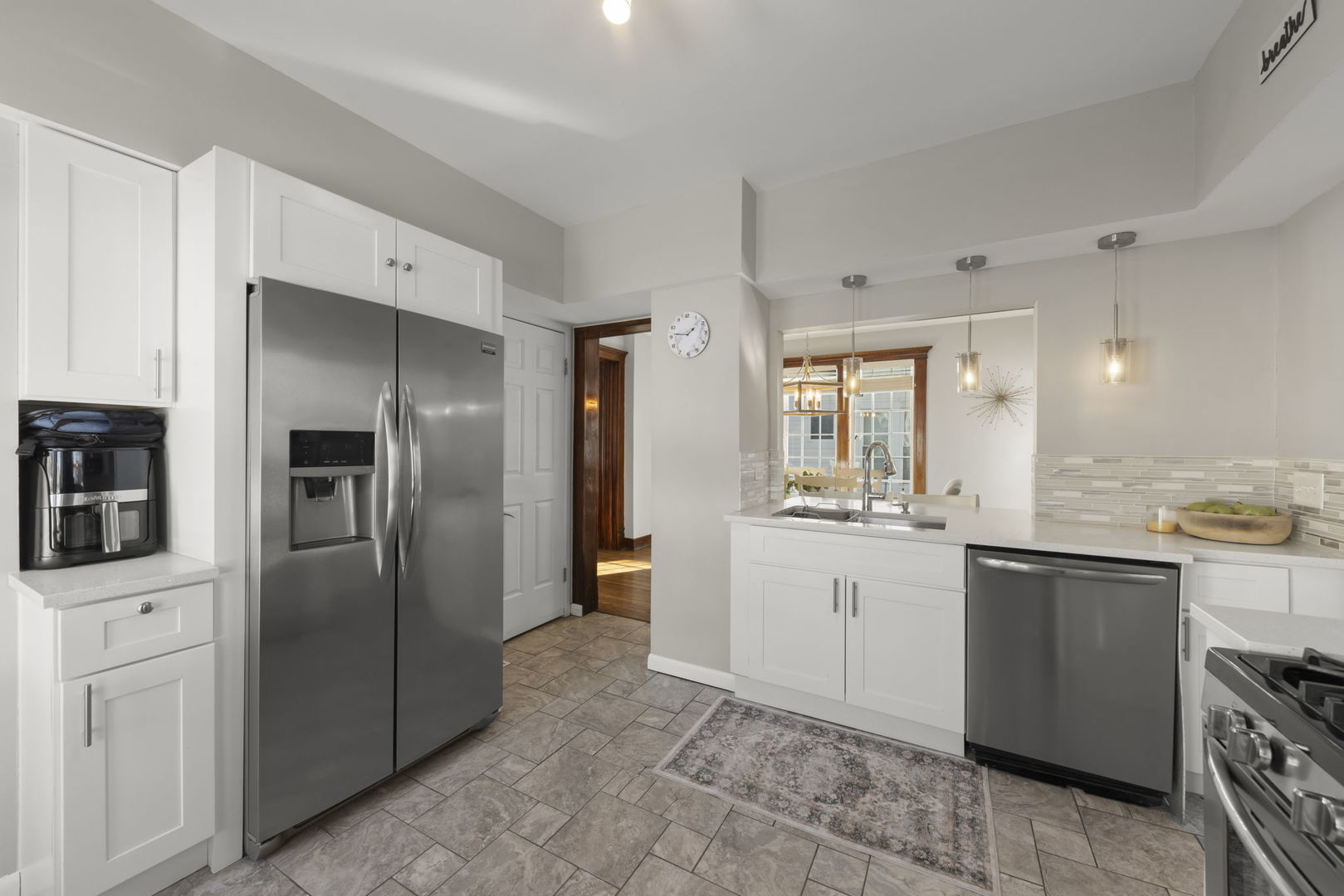 130 Ellis Avenue Wheaton, IL 60187 - Photo 10 of 32