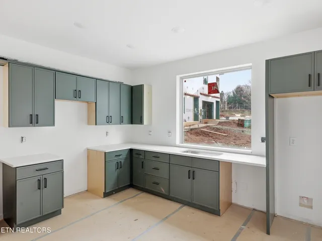 $349,900 | 2608 Sevier Avenue, Unit 102, Knoxville, TN 37920