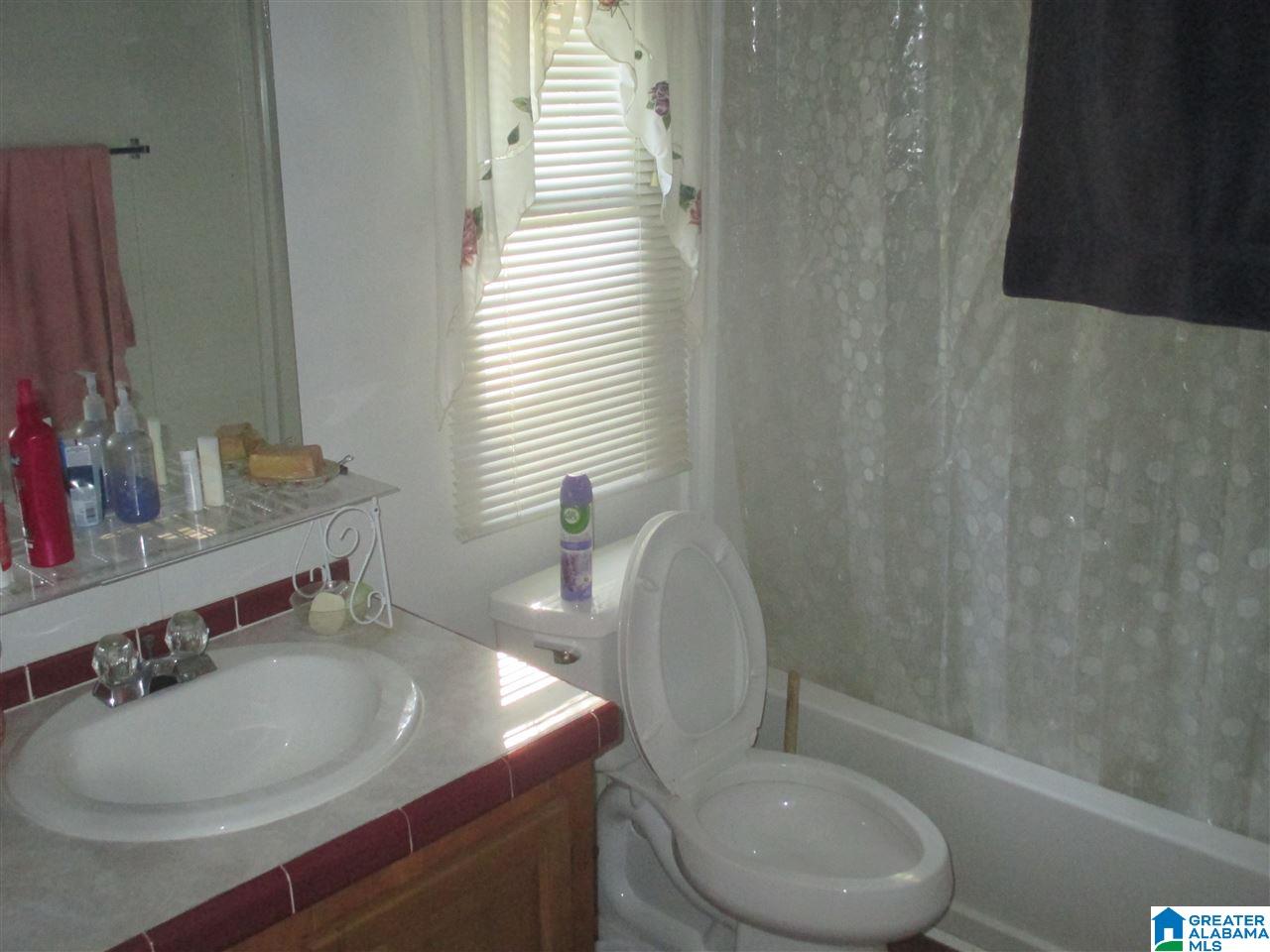 1561 Rainbow Lane Warrior, AL 35180 - Photo 18 of 34
