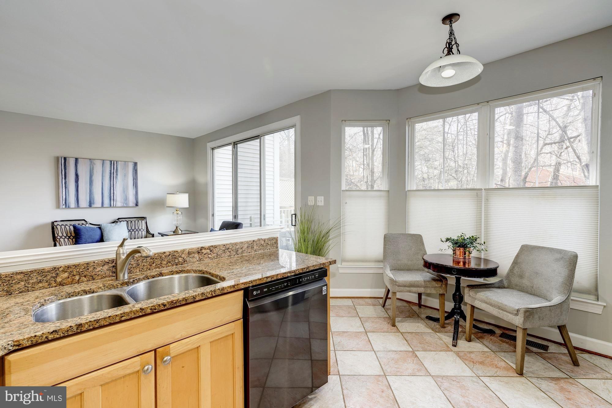 11516 Waterhaven Court Reston, VA 20190 - Photo 13 of 46 Sunny Bay Window at Kitchen Breakfast Nook